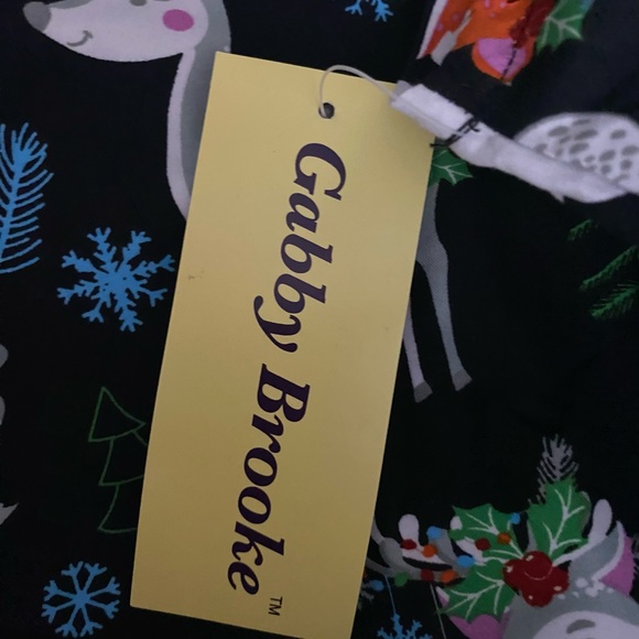 Scrubs top Gabby Brooke Woodland Animals Deer Bears Foxes Clouds Christmas  XL - Picture 5 of 5